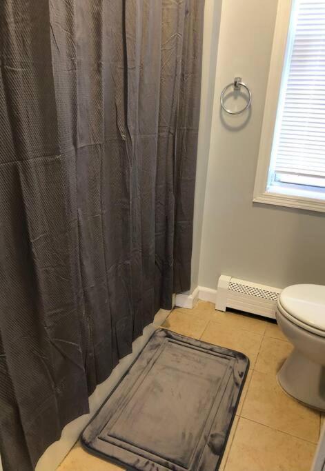 Private 2-Bedroom With Free Parking And Direct Bus To Nyc Manhattan Only 2 Blocks Away Linden Exteriér fotografie